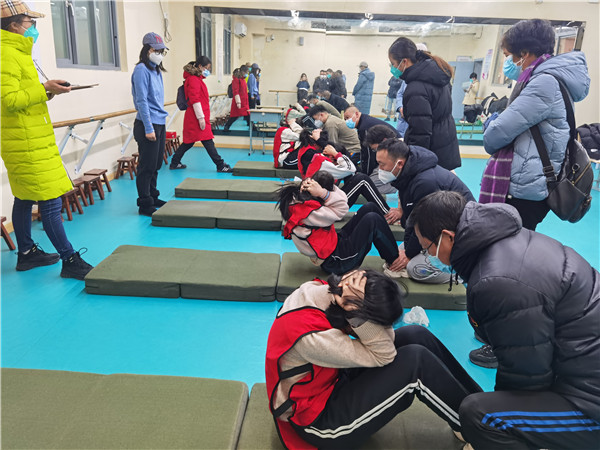 仰卧起坐测试.jpg 仰卧起坐测试.jpg