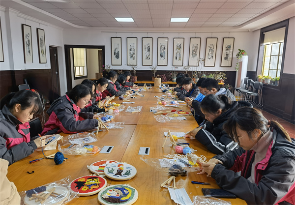 5. 认真完成做品3.jpg