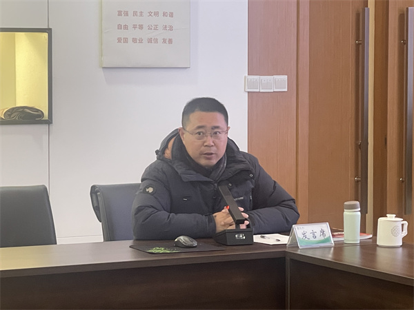 正高级教师、市特级教师、市初中英语兼职教研员、树人学校教务处主任常松老师回顾上学期取得的成绩.jpg