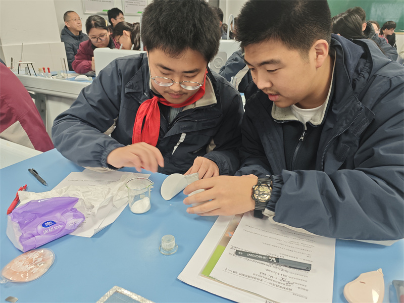 学生实验2.jpg