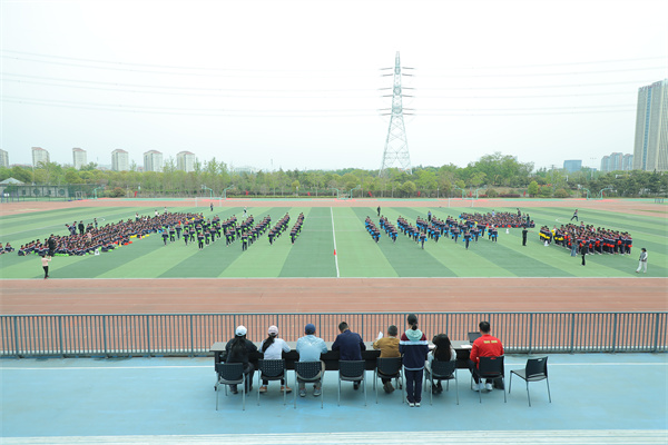 比赛进场环节.jpg 比赛进场环节.jpg