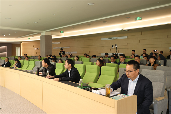 与会现场.jpg