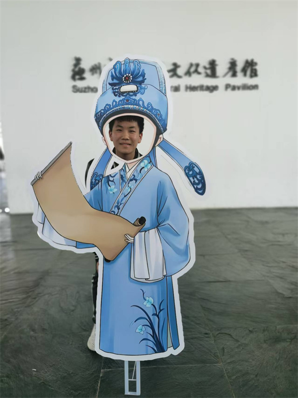 初二12班  杨圣泽.jpg