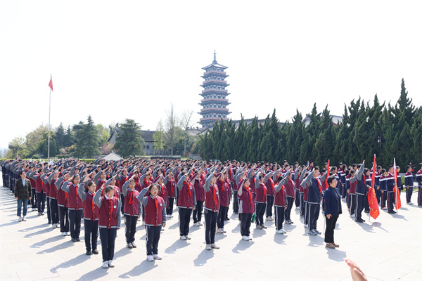 奏唱国歌2.jpg 奏唱国歌2.jpg