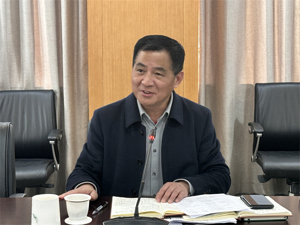 凤栖湖校区校长朱云峰总结讲话.jpg
