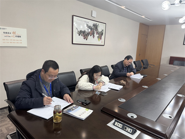 政治组试卷讲评课评课现场.jpg
