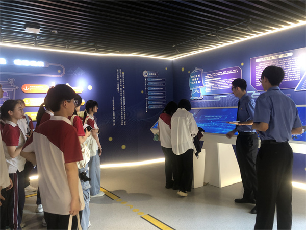 图片4-1.jpg